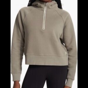 Vuori Women's Restore Half Zip Hoodie
Ash Green